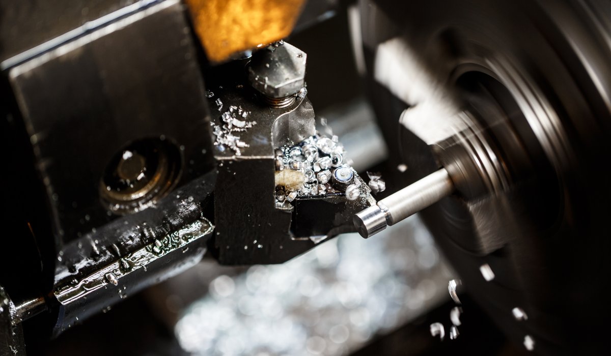 Toczenie CNC - Podstawowe informacje, porównanie z toczeniem konwencjonalnym