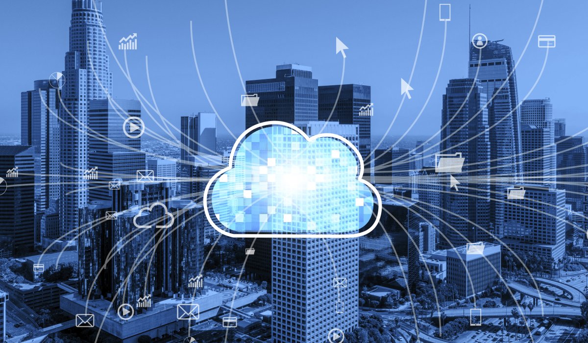 Robotyka w Chmurze (Cloud Robotics): Jak zdalne zarządzanie i AI zwiększają inteligencję robotów?