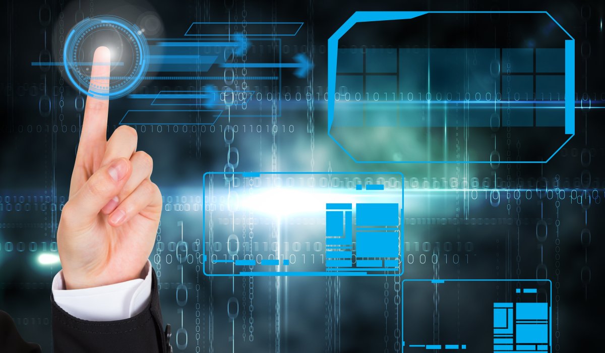 Cyfrowy Bliźniak (Digital Twin) w Praktyce: Jak Symulacja Procesów Produkcyjnych Przed Ich Wdrożeniem Oszczędza Miliony?